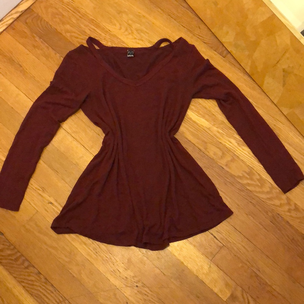 Burgundy comfy over sized sweater 🍁